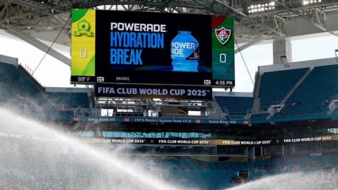 FIFA has officially introduced mandatory three-minute “hydration breaks” midway through each 45-minute half of every match at the 2026 FIFA World Cup (co-hosted by the USA, Canada, and Mexico)